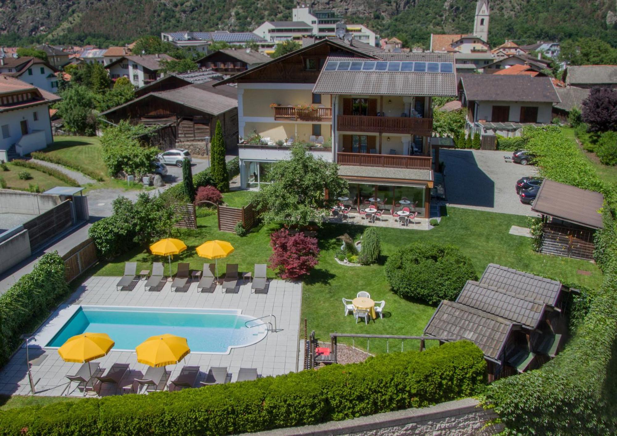 Pension Sattlerenglhof Laces Bagian luar foto