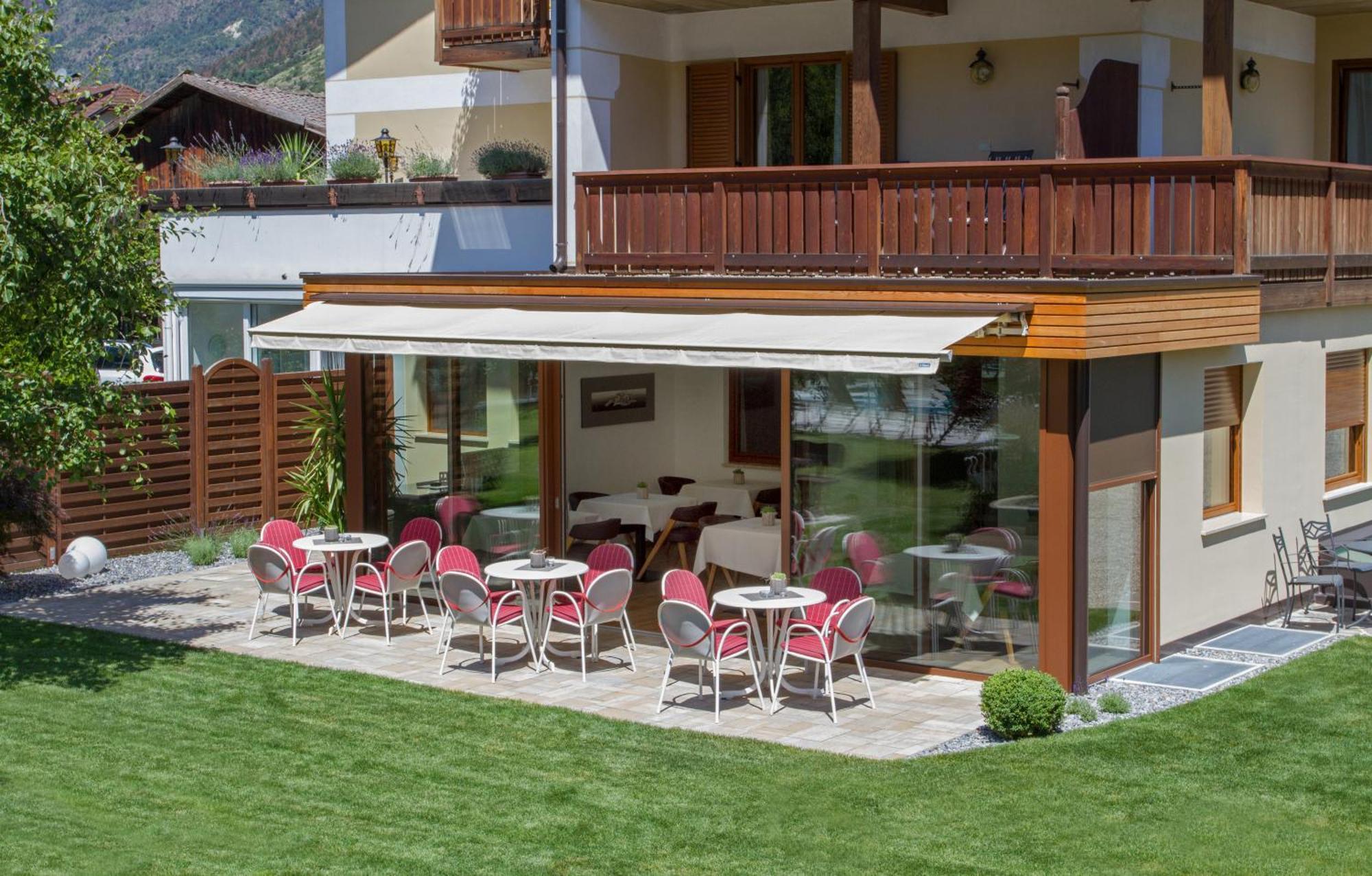 Pension Sattlerenglhof Laces Bagian luar foto