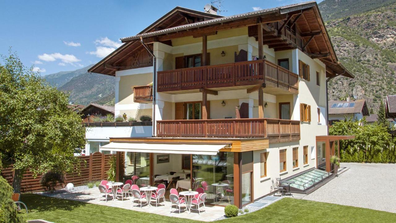 Pension Sattlerenglhof Laces Bagian luar foto
